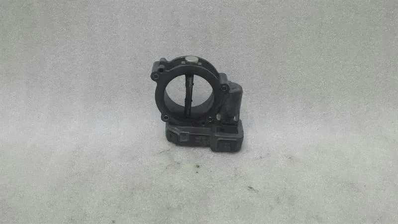 Mercedes C W205 Throttle Body A6510900470 Throttle Body OM651 Diesel W212 R172