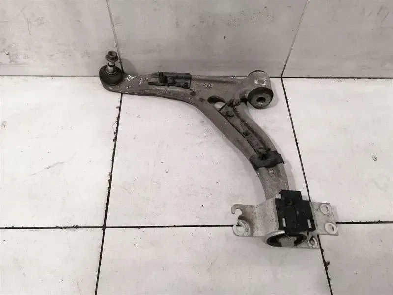 Mercedes GLA X156 Left Front Wishbone A1563300500 Front Left Wishbone