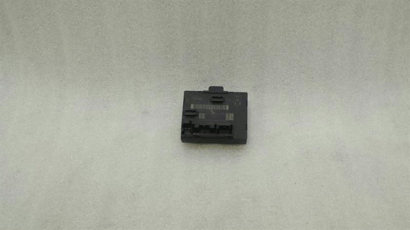 Audi A3 8V facelift rear left door module 5Q09595E door control unit rear Li
