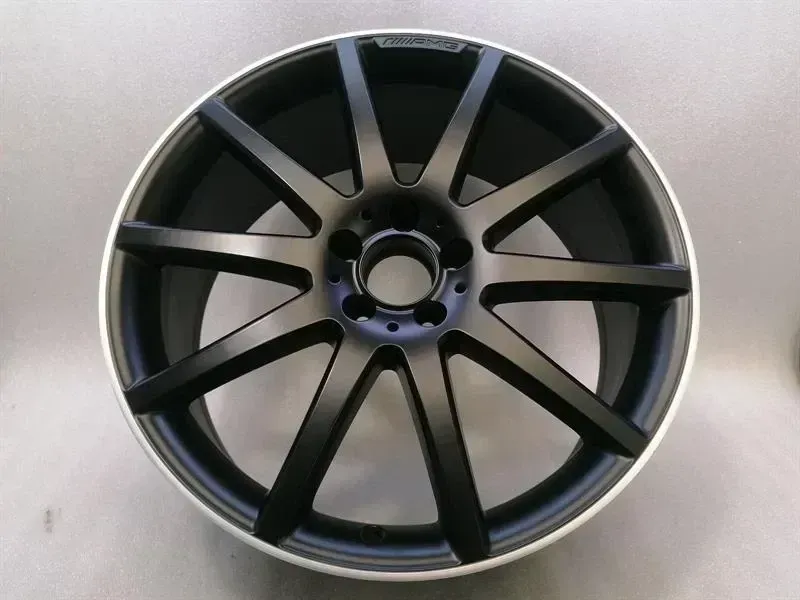 Mercedes GLA X156 Alloy Wheel A1564010402 Alloy Wheel AMG R20