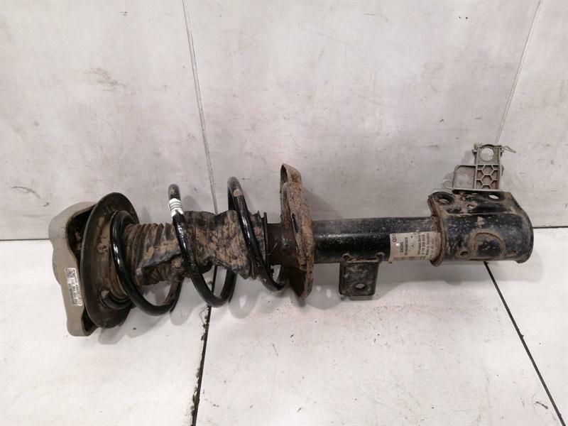 Mercedes A W176 A45 AMG Shock Absorber FRH A1763233600 Front Shock Absorber Re