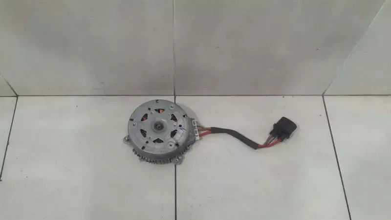 Mercedes E W213 Radiator Fan Motor A0999063802 Fan Electric Fan Motor M274