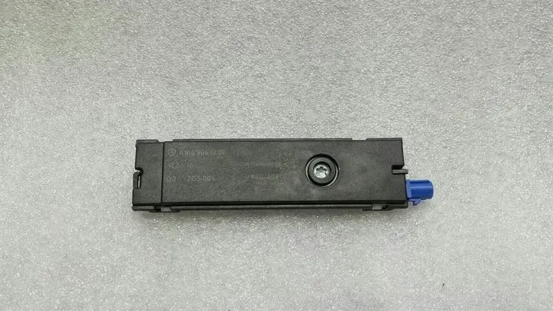 Mercedes C Class W205 Aerial / Antenna A1669061200 Aerial C205