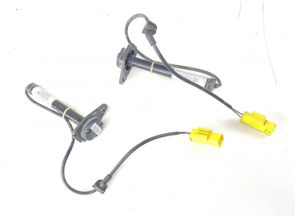 A2059060002 Set of bonnet (hood) actuators  MERCEDES-BENZ C-CLASS (W205) (2013-2021)