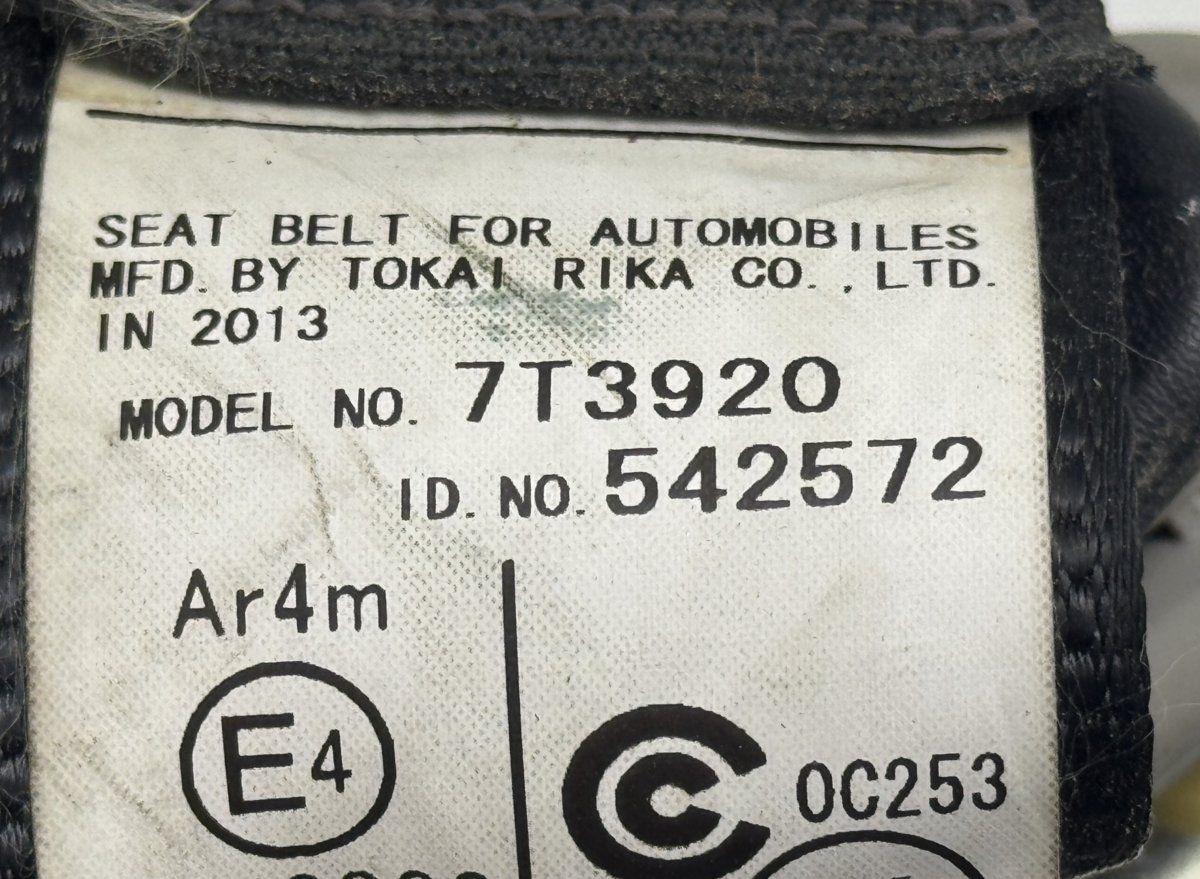 7336042301C0 7T3920 Seat Belt Rear Right TOYOTA RAV 4 IV (XA40) (2012-2019)