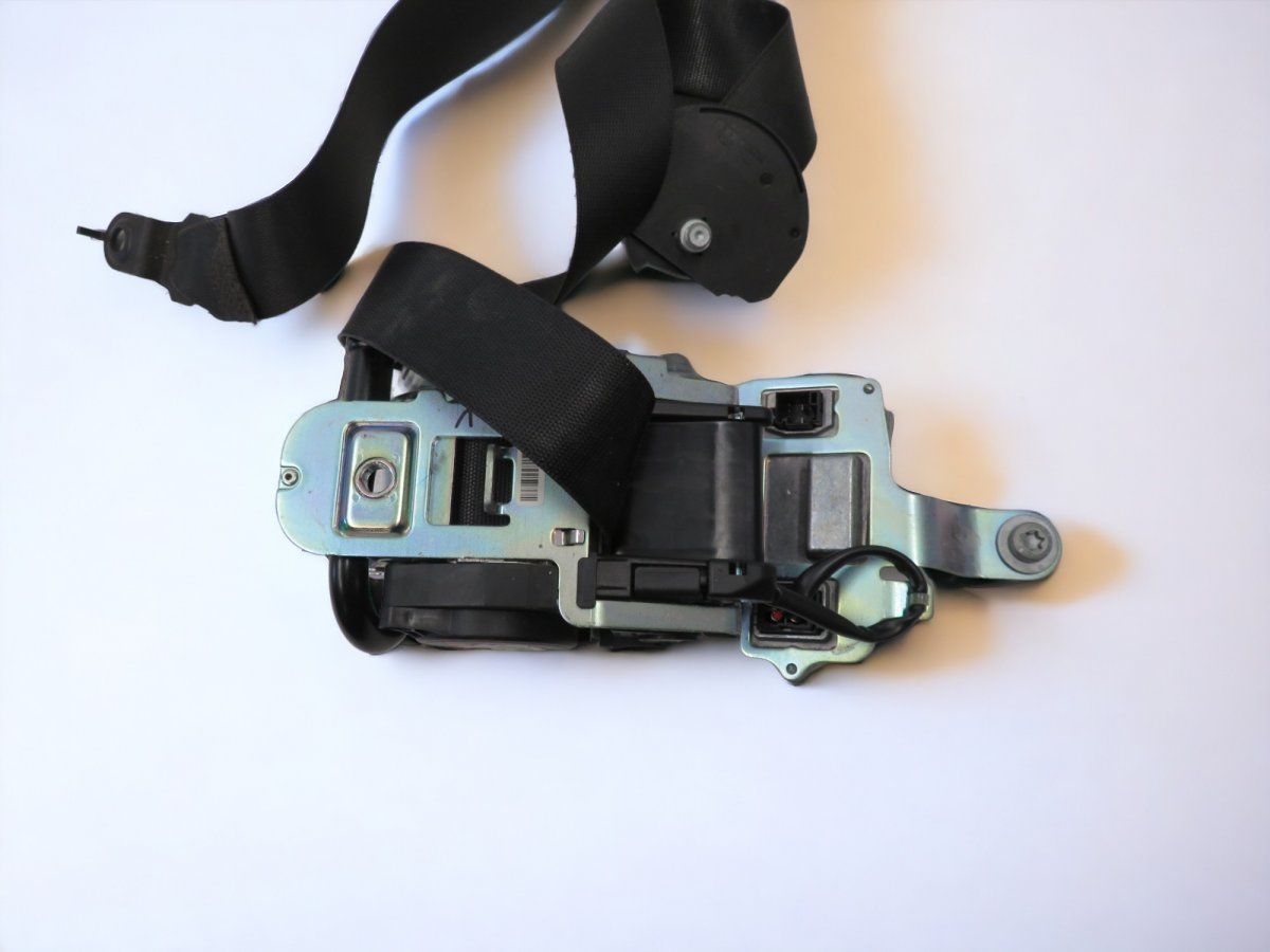 A2128607585 A21286075859C94 A21286085859C94 A2128608585 Seat Belt Front Left MERCEDES-BENZ E-CLASS (W212) (2009-2016)
