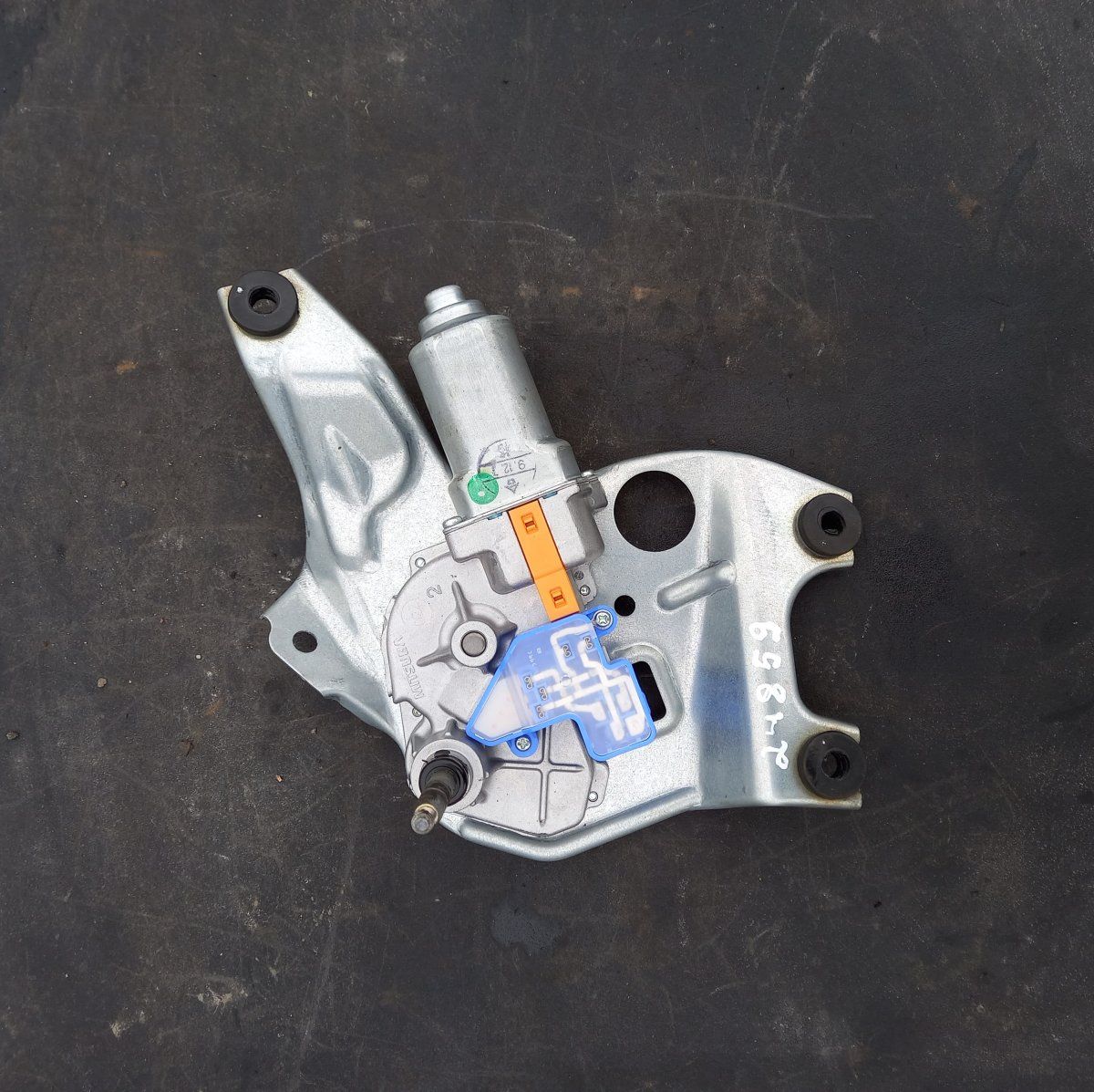 86510-AJ080 86510AJ080 86510-AJ081 86510AJ081 Wiper Motor bootlid / tailgate SUBARU LEGACY V / Outback (2009-2014)