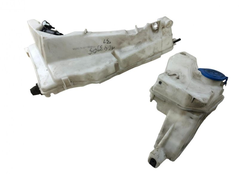 LR118191 LR037566 Window washer reservoir LAND ROVER RANGE ROVER IV (LG/L405) (2012-2021)