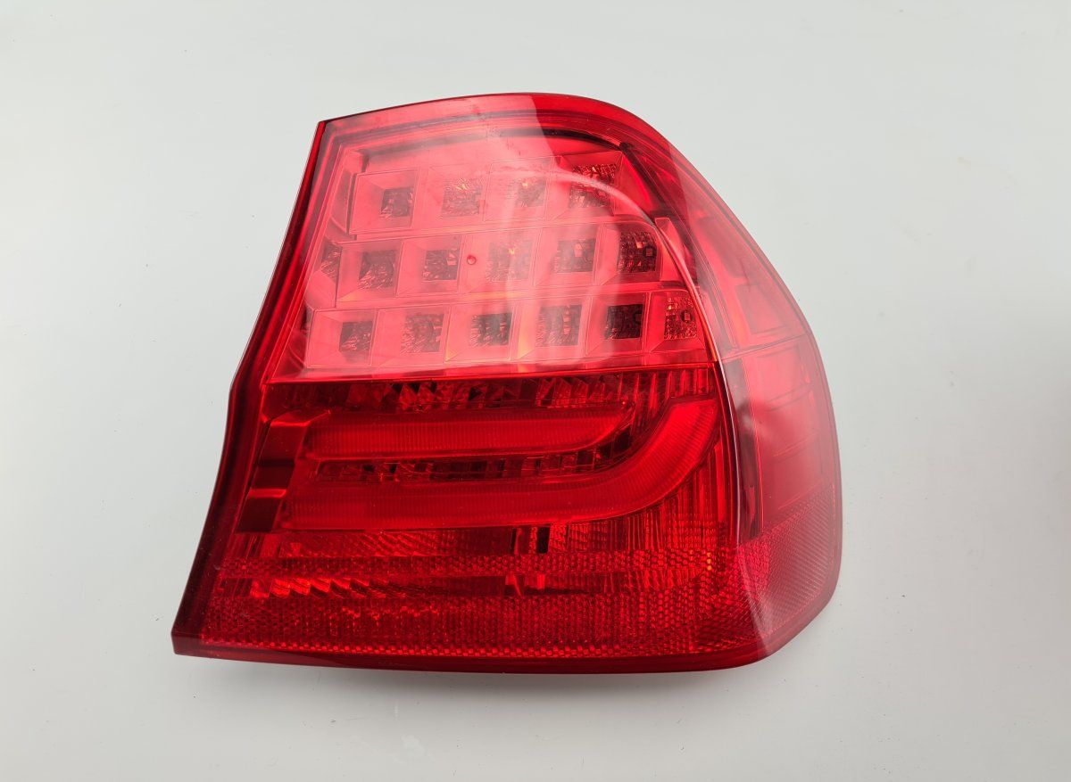 4871732 Tail light, right BMW 3 (E90, E91, E92, E93) (2005-2011)