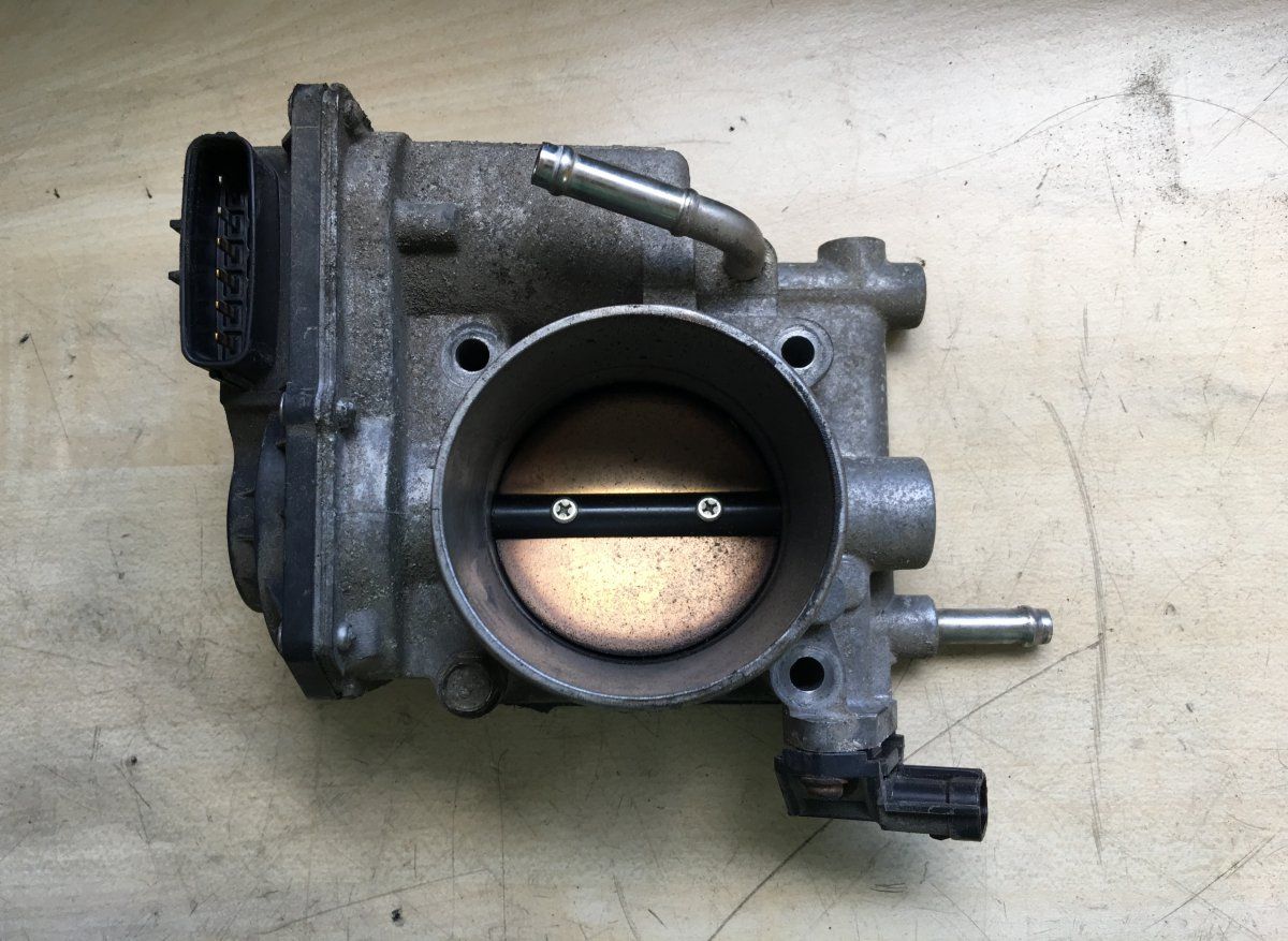 Throttle body SUBARU FORESTER (SG) (2002-2008)