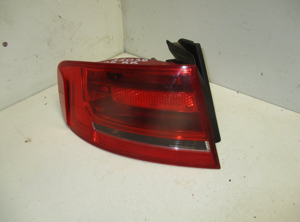 Tail light left AUDI A4 / A4 ALLROAD (B8) (2007-2015)