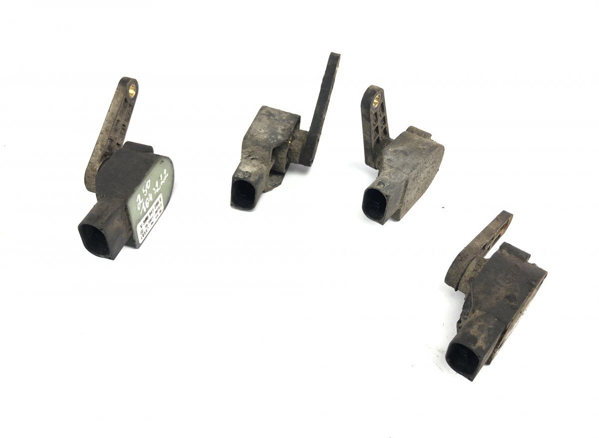 15160100722 15160100712 Suspension level sensor front left VW PHAETON (3D) (2002-2016)