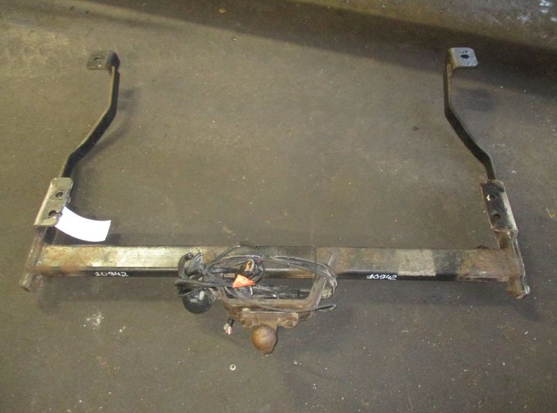 95599584 Towbar RENAULT TRAFIC III (JG, EG, FG) (2014-)