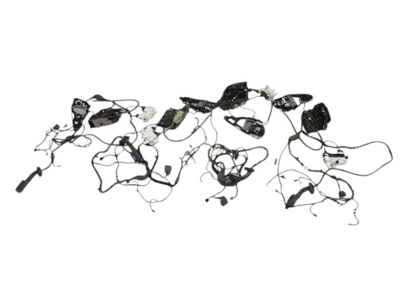 BMW 7 series G11 Door lock 7477712