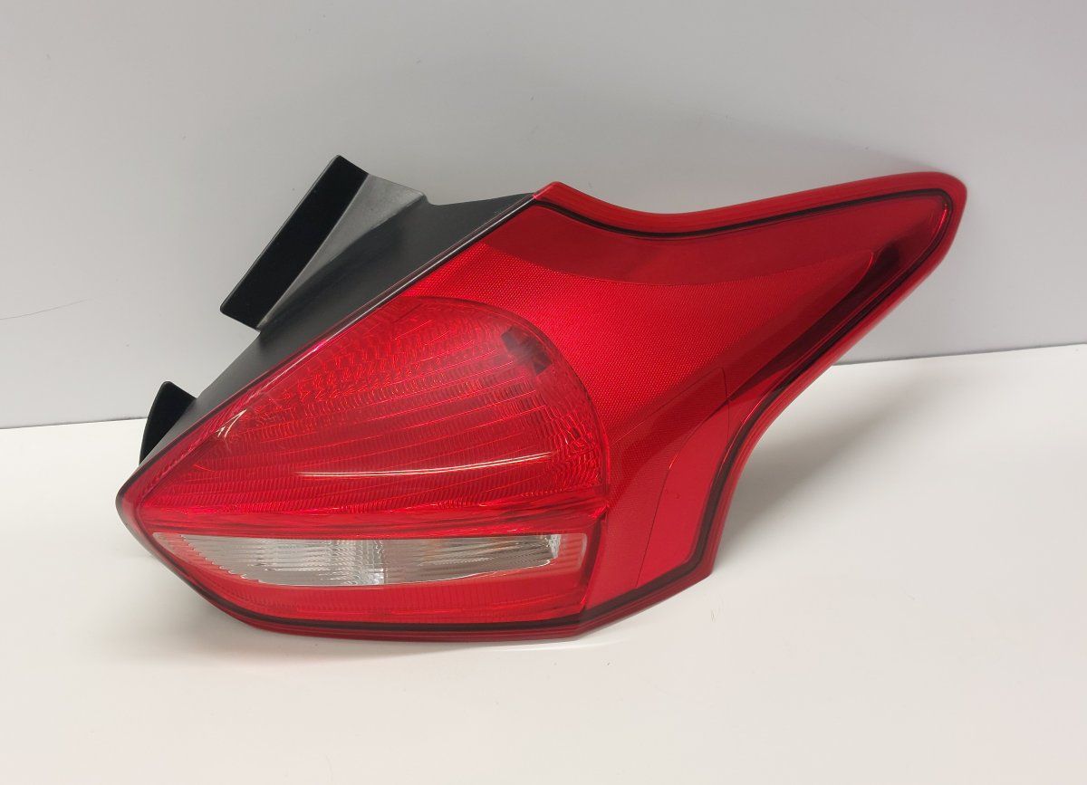 F1EB-13404-BE F1EB13404BE F1EB-13404-B F1EB13404B Tail light left FORD FOCUS III (2010-2018)