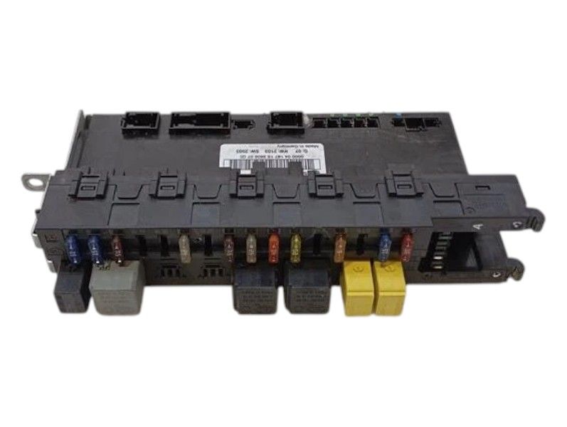 MAYBACH 62 V240 Fuse Box A2405450401