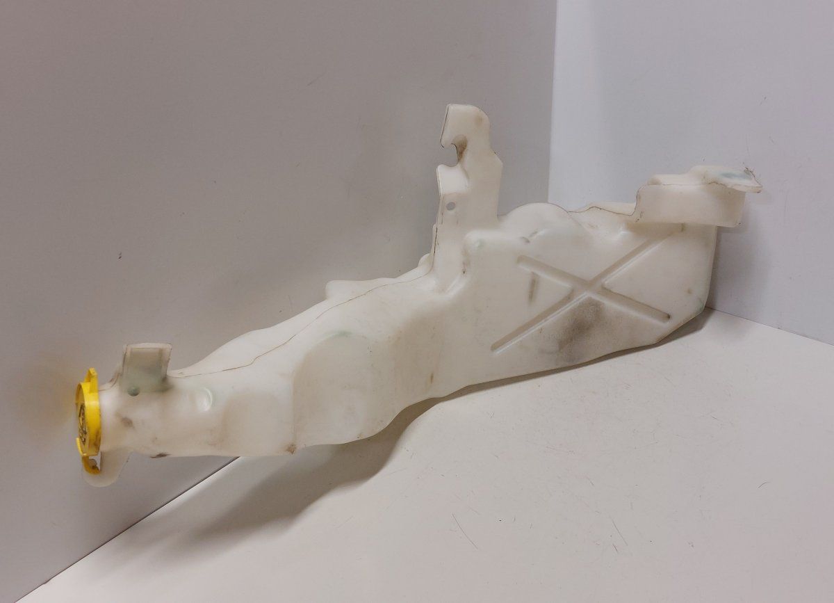 57010719 M145148 89032971 05152075AC 11877AC Window washer reservoir JEEP GRAND CHEROKEE IV (WK, WK2) (2010-2021)