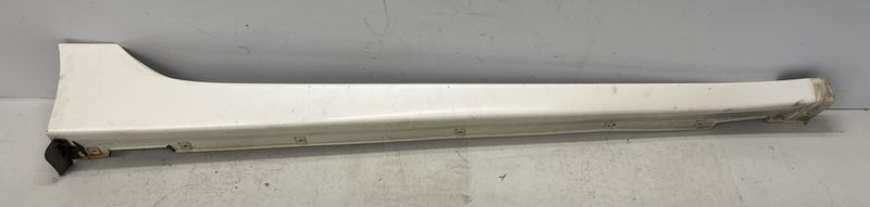 877523Z000 Side Skirt Right HYUNDAI i40 (VF) (2011-2019)