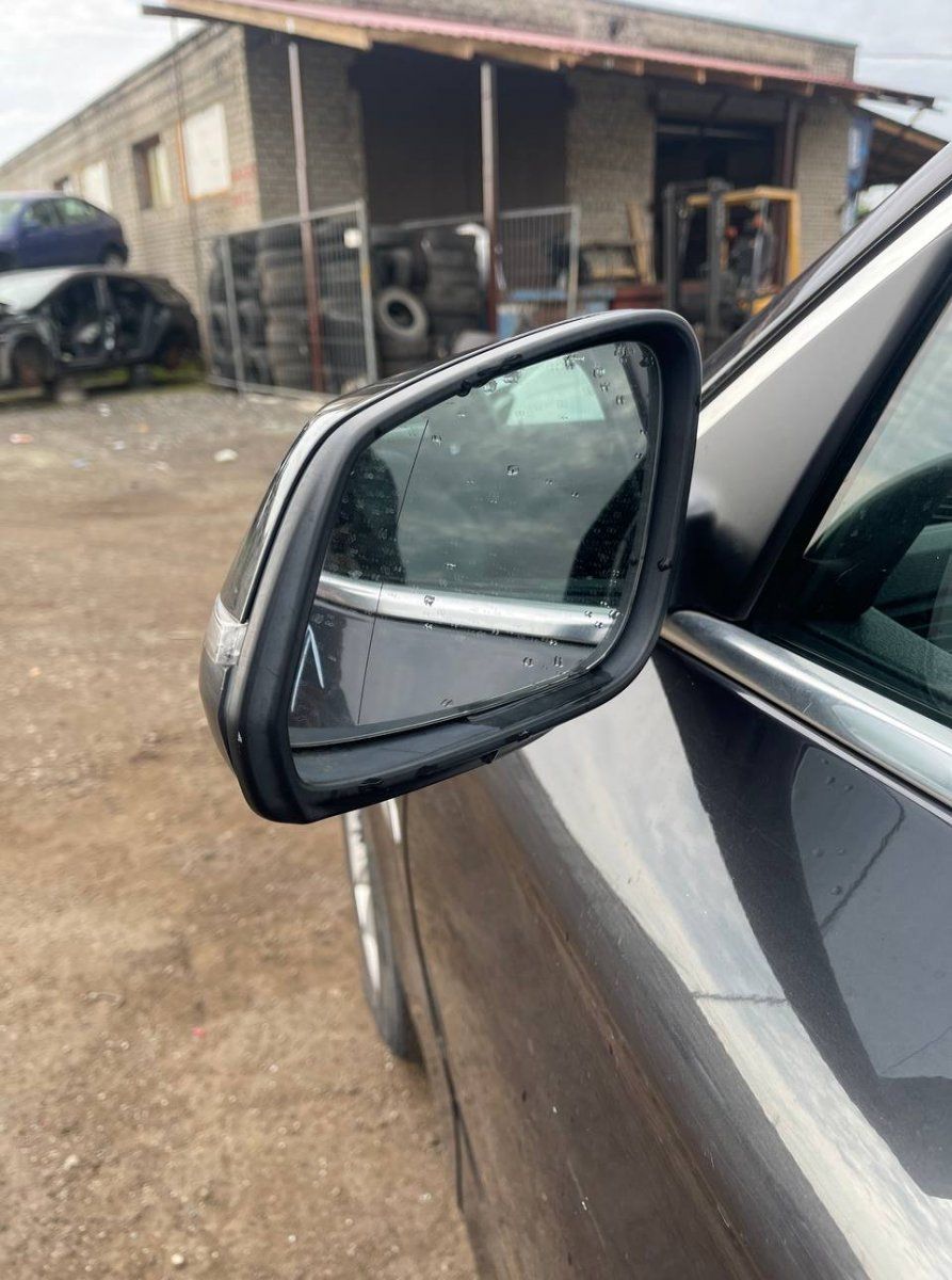 Mirror left BMW 5 (F10, F11) (2010-2017)