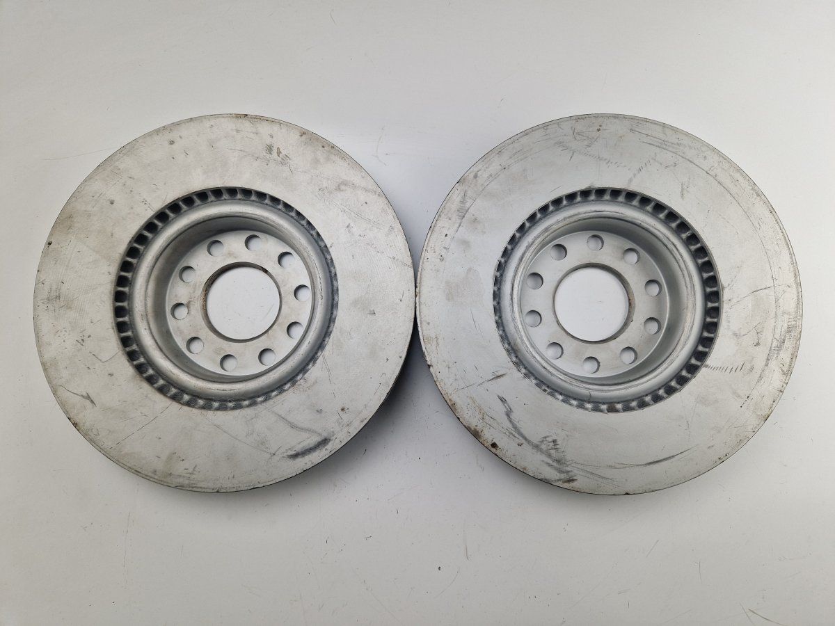 8D0615301K Brake disc front right AUDI A6 / A6 ALLROAD (C5) (1997-2005)