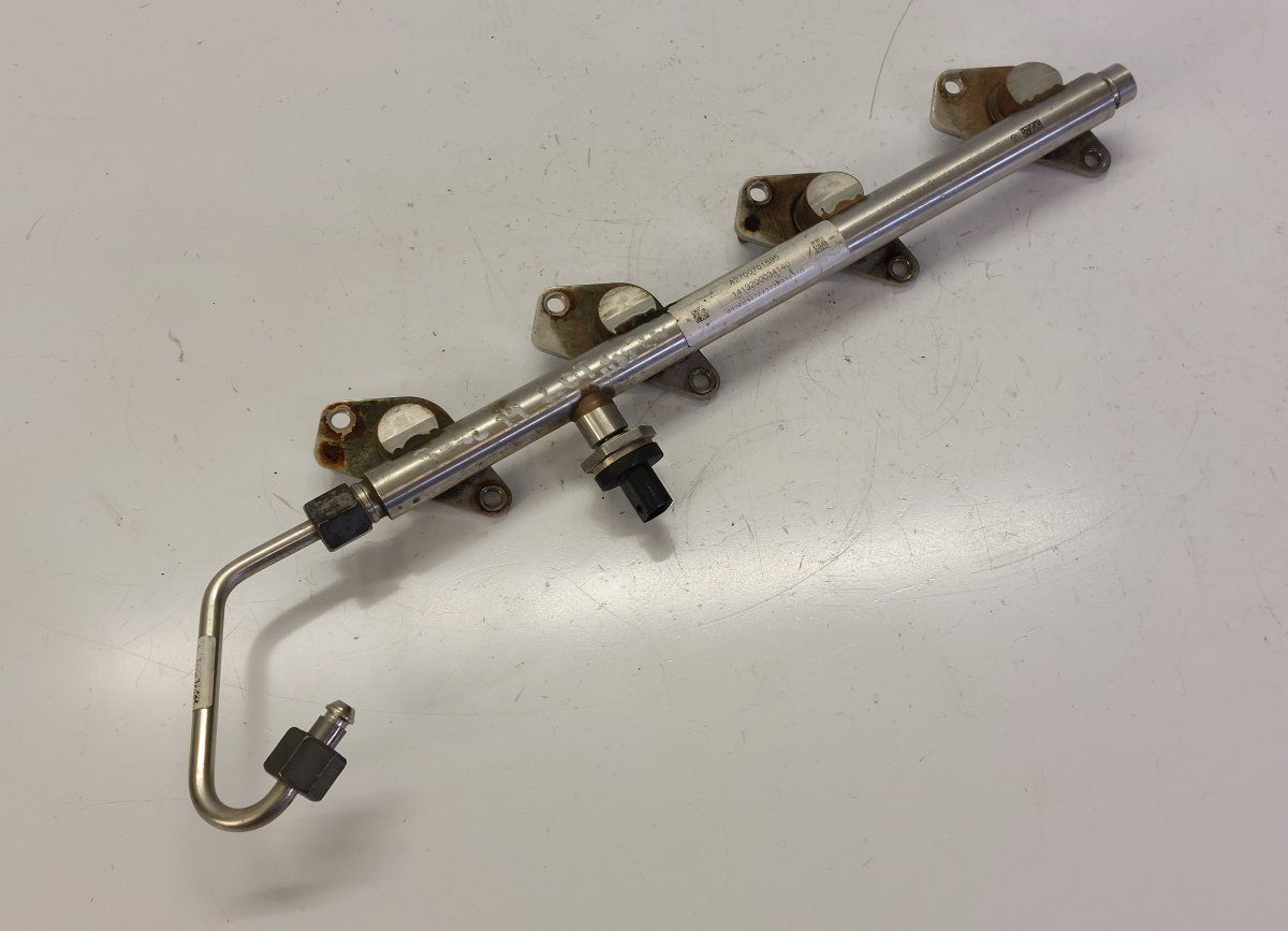 A2700701595 1413200034140 Fuel Distributor / fuel rail MERCEDES-BENZ B-CLASS (W246, W242) (2011-2018)