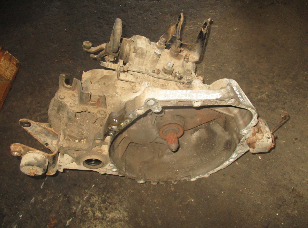 Gearbox TOYOTA AVENSIS VERSO (XM20) (2001-2009)