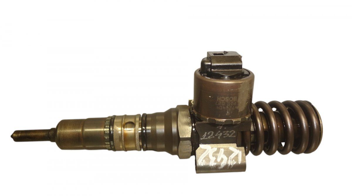0414720404 Fuel Injector VW TOURAN (1T1, 1T2) (2003-2010)