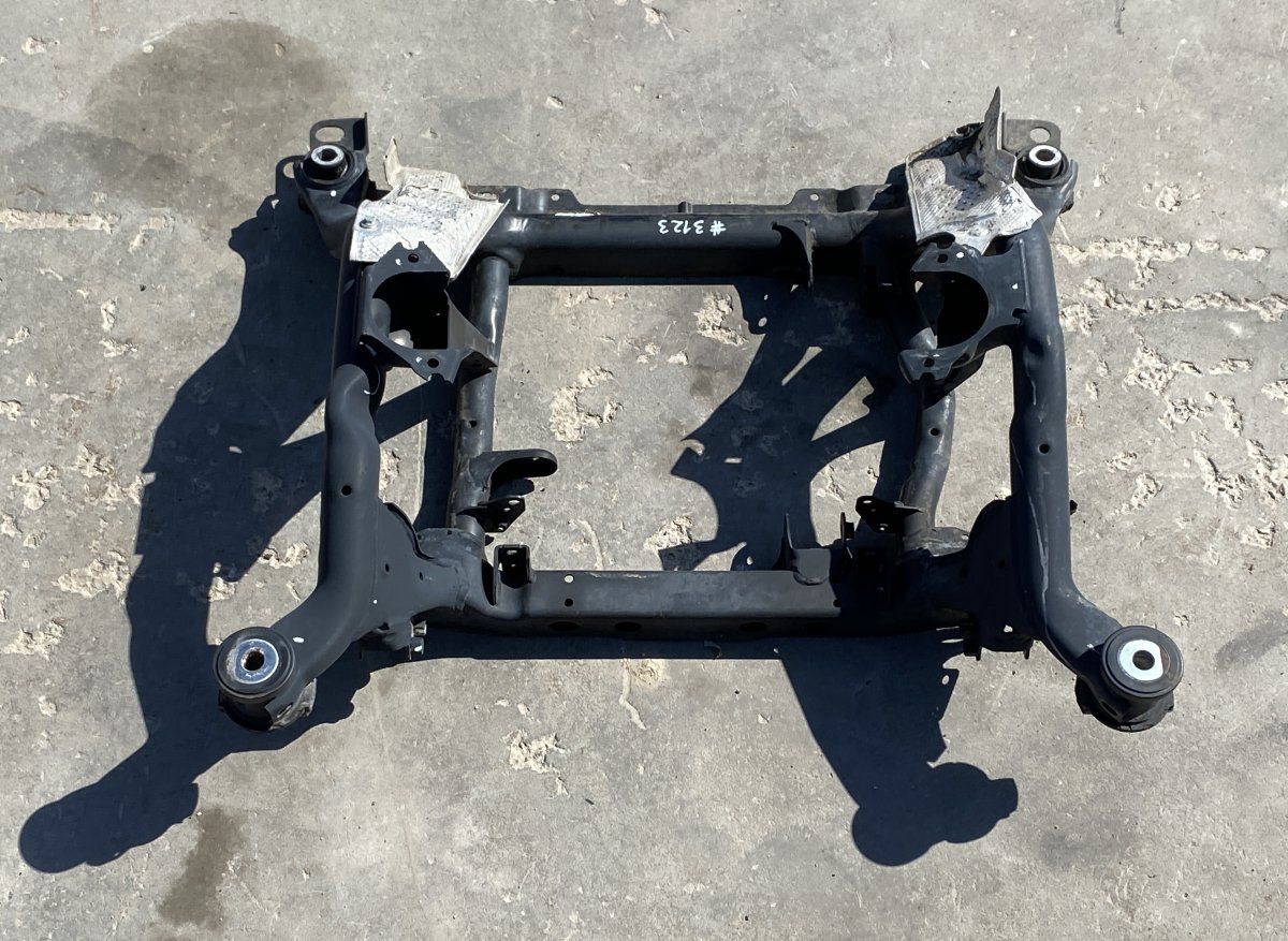 1643300058 Front Axle Beam MERCEDES-BENZ ML-CLASS (W164) (2005-2011)