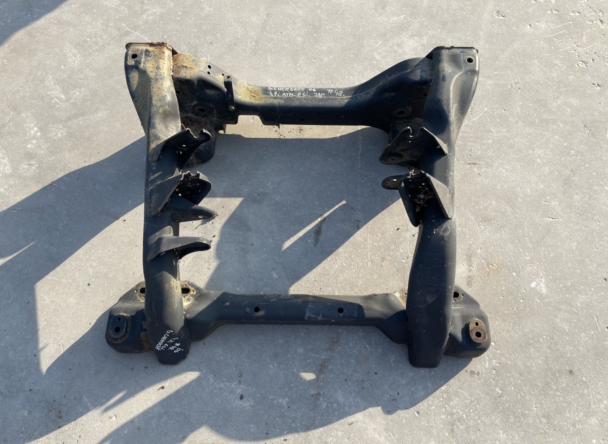 52089493AH 52089493AG Front Axle Beam JEEP GRAND CHEROKEE III (WH) (2005-2010)