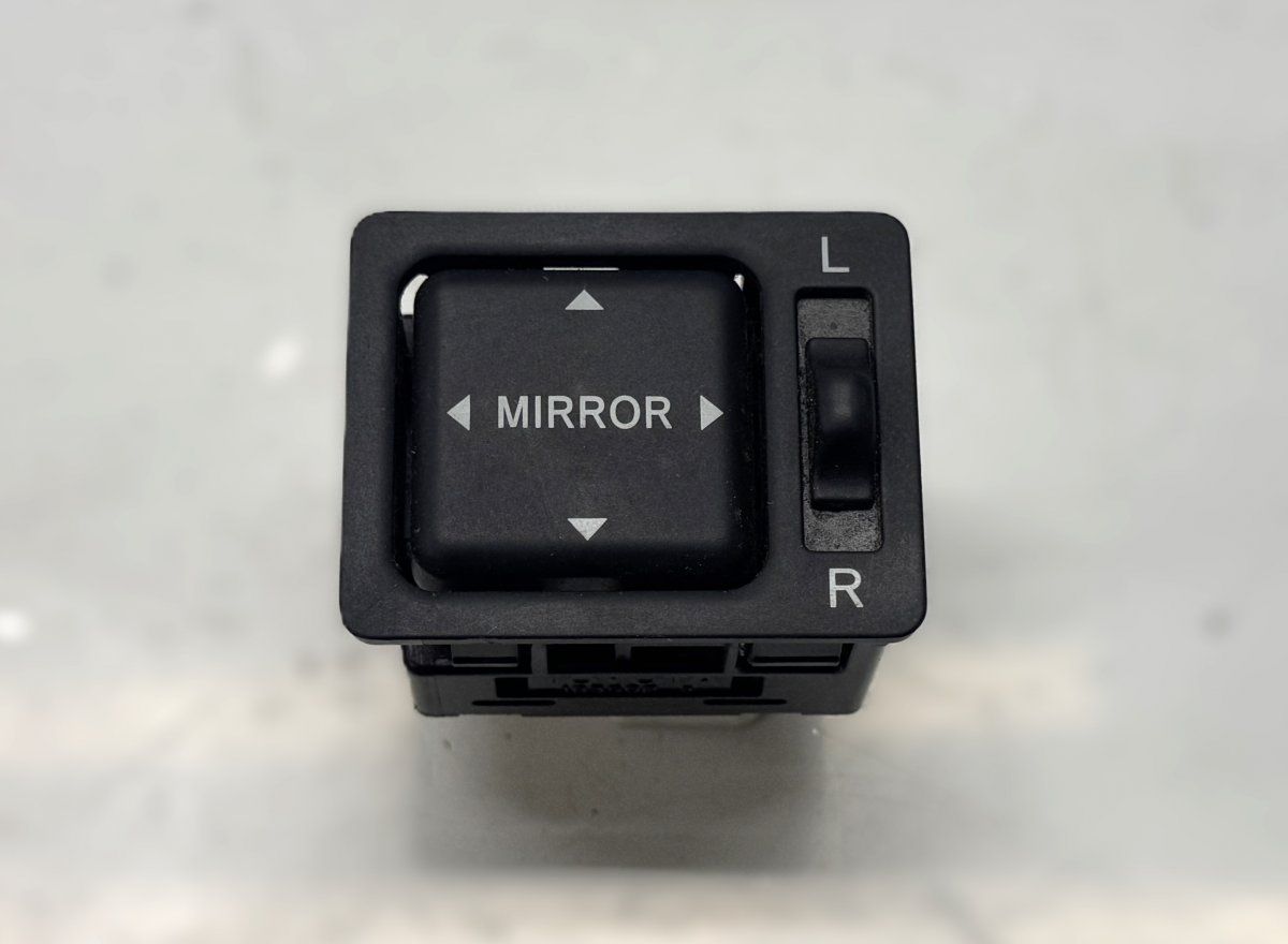 8487026010 Mirror Switch TOYOTA HIACE / GRANVIA (XH10, XH20) (1995-2004)