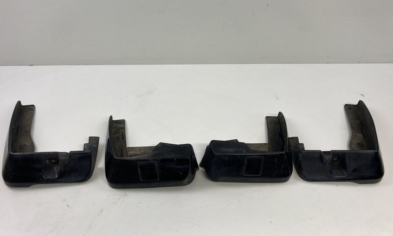 J1017AJ023 J1017AJ026 J1017AJ025 J1017AJ022 Mud guard set SUBARU LEGACY V / Outback (2009-2014)