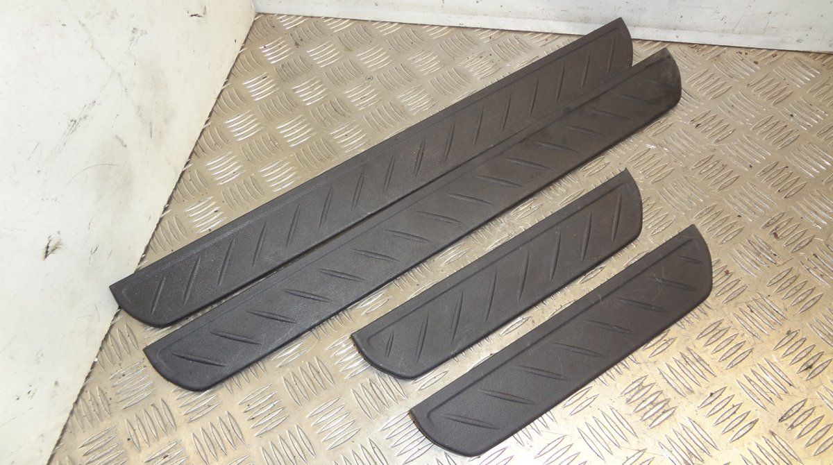 Interior lining / floor, other HONDA CIVIC VIII (FN, FD) (2005-2011)