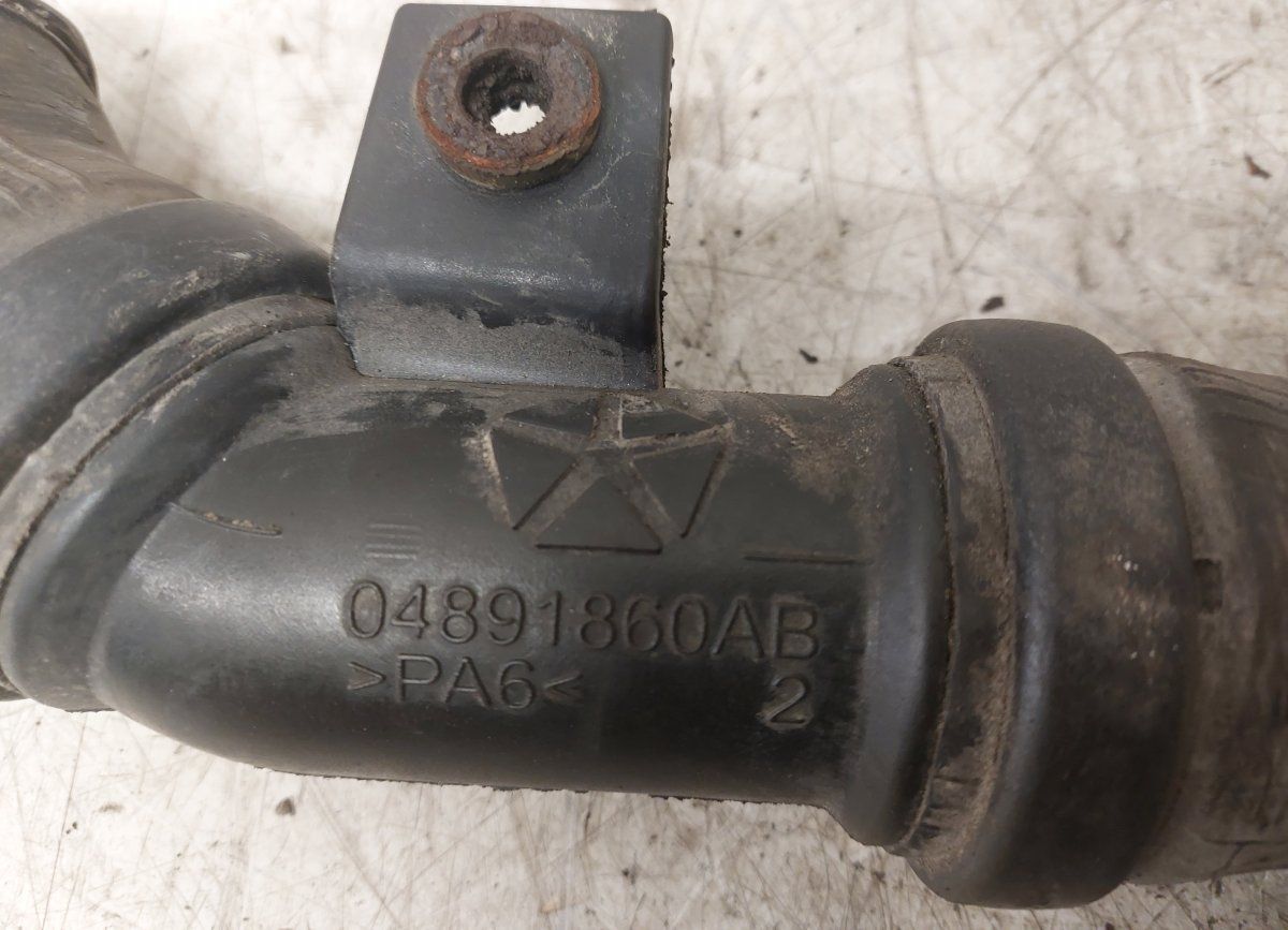 Intercooler pipe left DODGE JOURNEY (2008-2020)