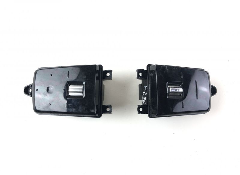 LR139833 Steering Wheel MF Switch Left LAND ROVER DISCOVERY SPORT (L550) (2014-)