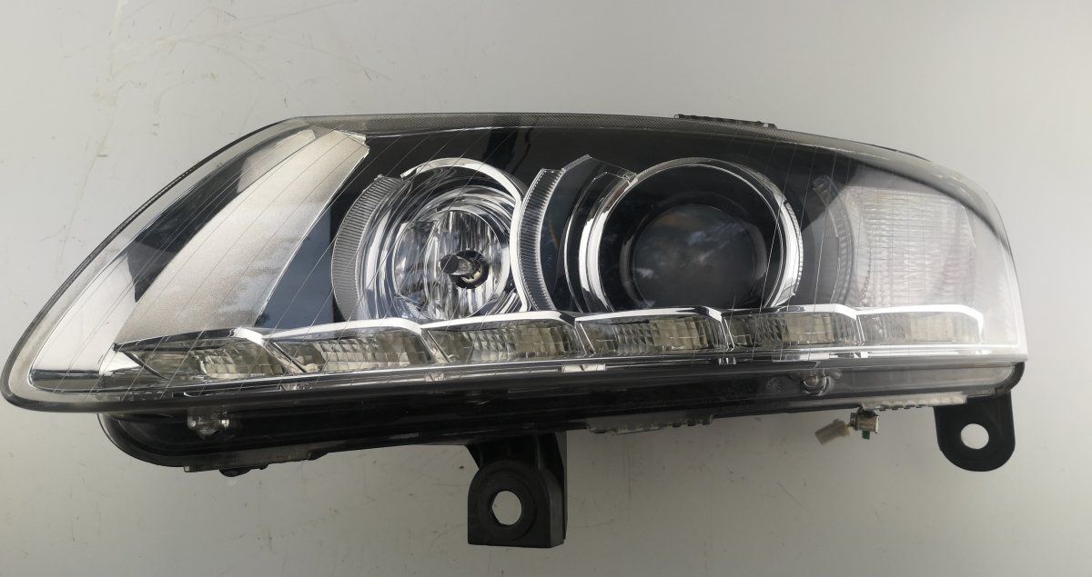 Headlight left AUDI A6 / A6 ALLROAD (C6, 4F) (2004-2011)