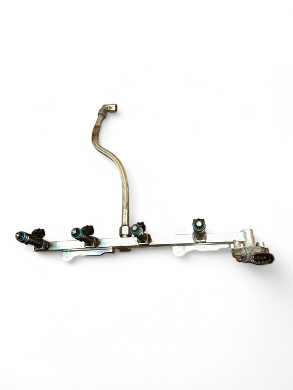 93192964 55576400 55564020 55559358 55564754 Fuel Distributor / fuel rail OPEL ZAFIRA B (A05) (2005-2014)