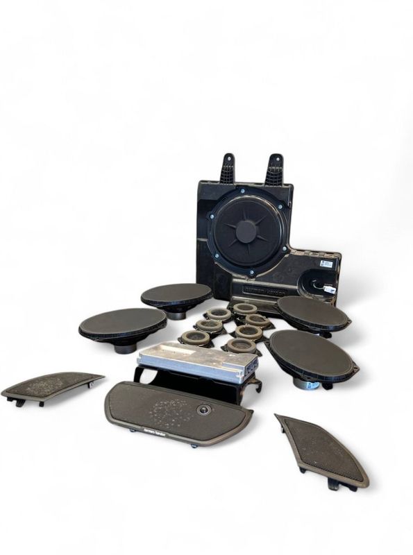 68547711AC 68093123AD 68043045AD 68043032AD 68315544AA P68315544AA Set of loudspeakers RAM 1500 Crew Cab Pickup (DT)(2018-)