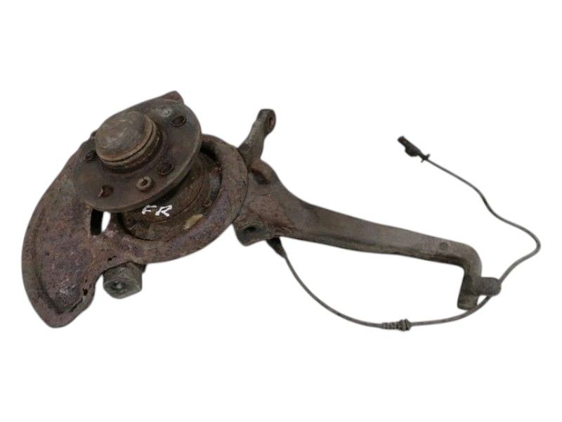 MAYBACH 57 W240 Right Front Hub A2403321001