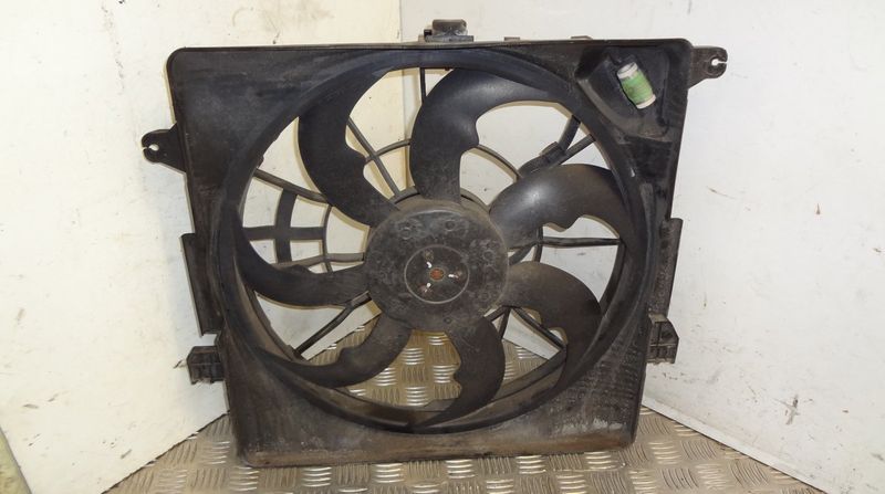 253803Z100 Radiator Fan Electric HYUNDAI i40 (VF) (2011-2019)
