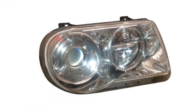 04806166AE Headlight right CHRYSLER 300C I (2004-2010)