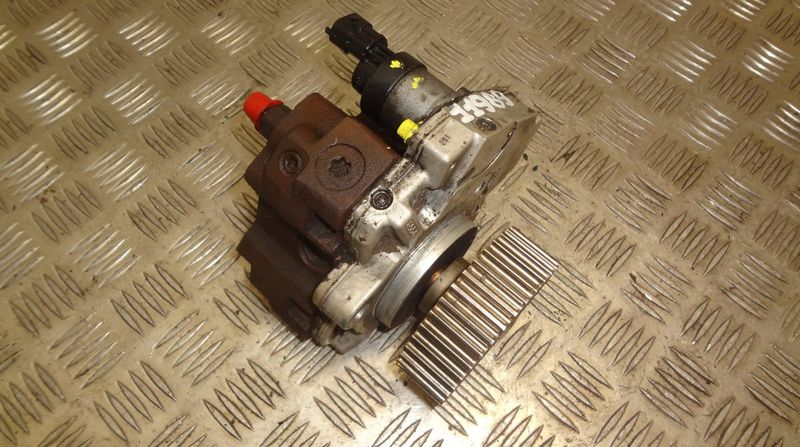 0445010152 Fuel injection pump, diesel CHRYSLER VOYAGER V (RT) (2007-2016)