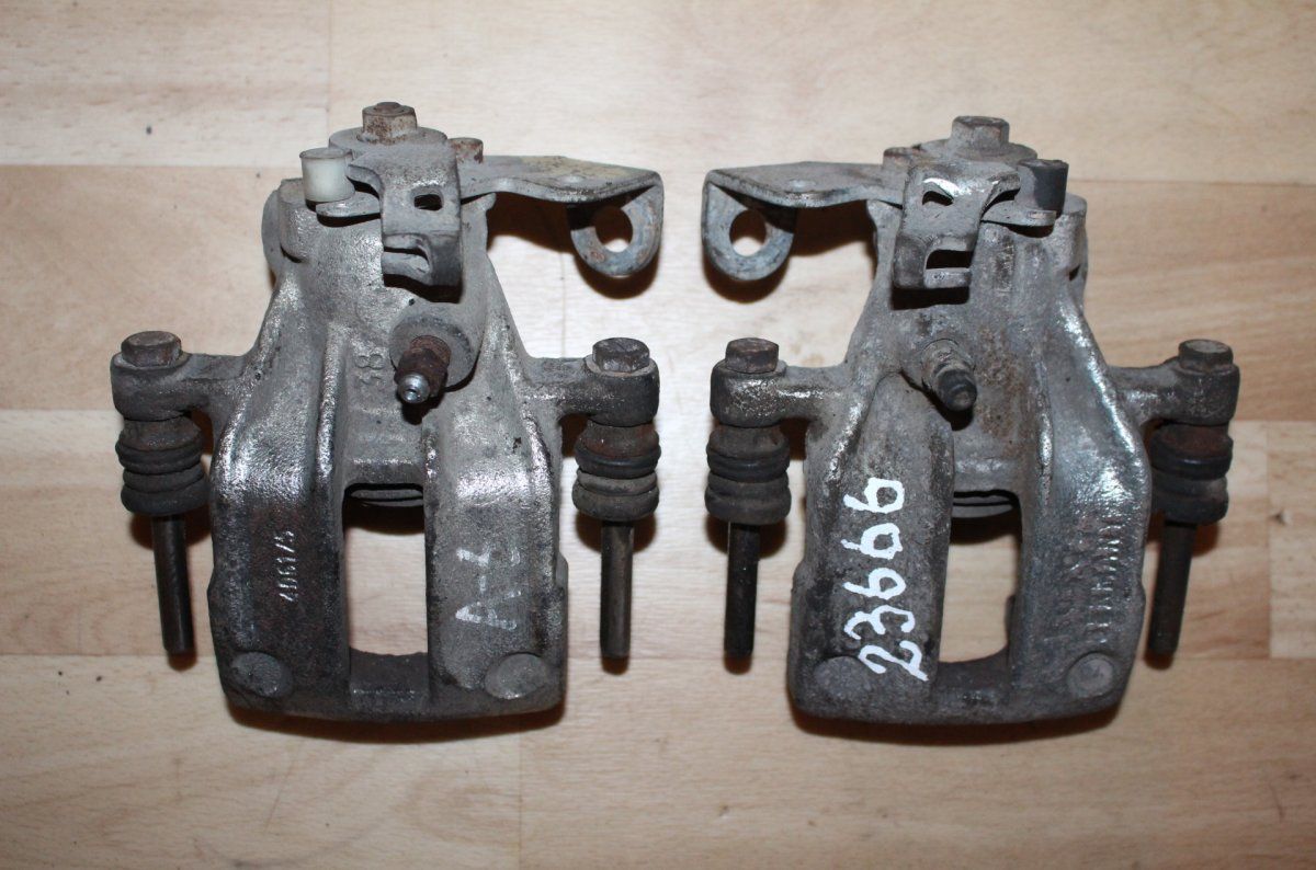 Brake caliper rear  right AUDI A6 (C4) (1994-1997)
