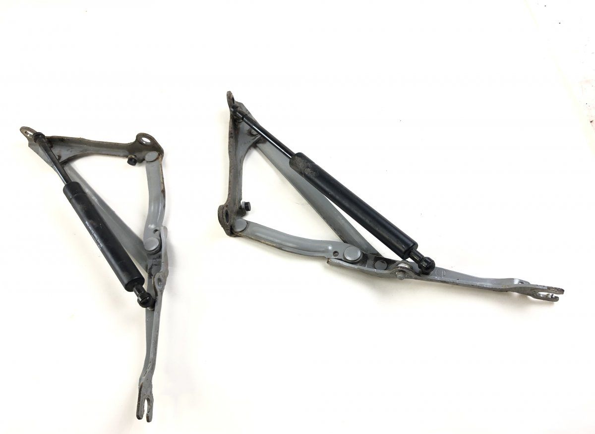 6452050030 Bootlid / tailgate Hinge Left LEXUS LS (XF30) (2000-2006)