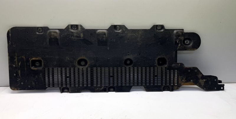 748143546R Body splash shield right RENAULT TALISMAN (L2M, KP) (2013-2022)