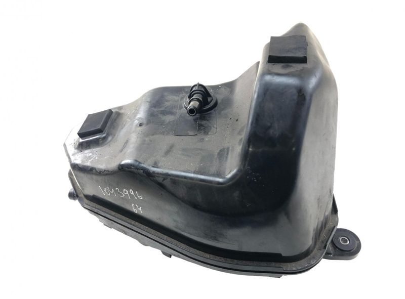 16197381415 AdBlue tank  BMW 5 (G30, G31) (2016-2024)