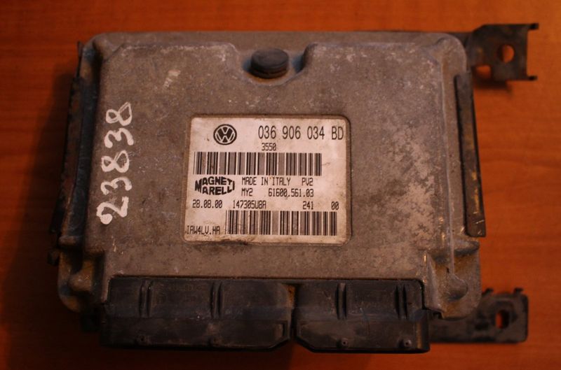 61600.561.03 Engine Control Unit / module (ECU) SEAT TOLEDO II / LEON (1M) (1999-2006)