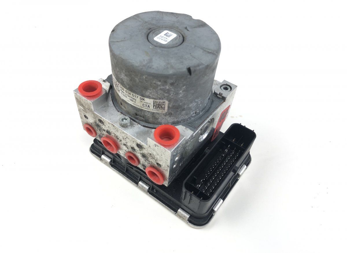 10022018854 10091731331 10.0220-1885.4 10.0917-3133.1 ABS hydraulic unit / pump SKODA KAROQ (NU7) (2017-)