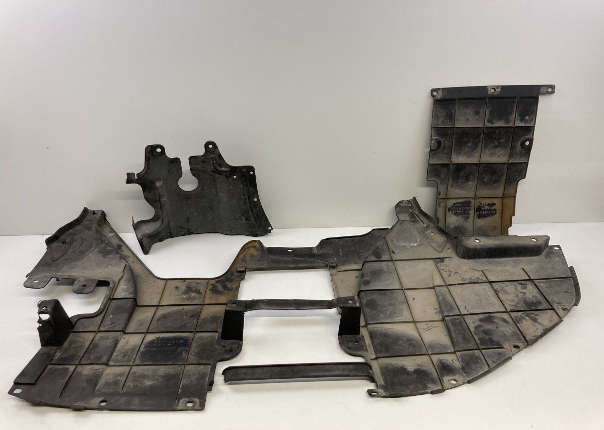 MR434776 MR591852 MR591851 Engine splash shield MITSUBISHI LANCER (CS, CT) (2000-2013)