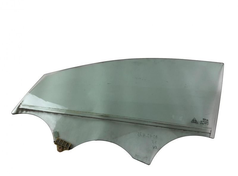 82410C5000 Door window glass front left KIA SORENTO III (UM) (2015-2020)