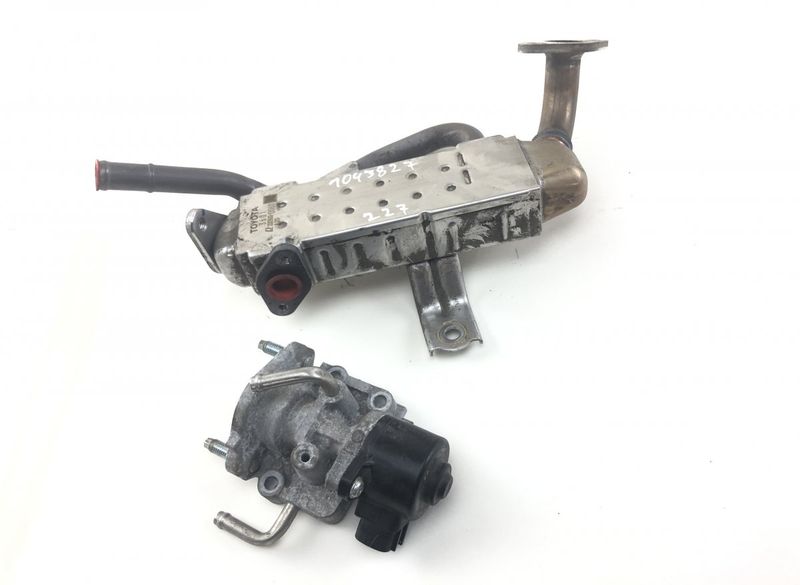 2568036012 2205000060 EGR cooler LEXUS NX I (AZ10) (2014-2021)